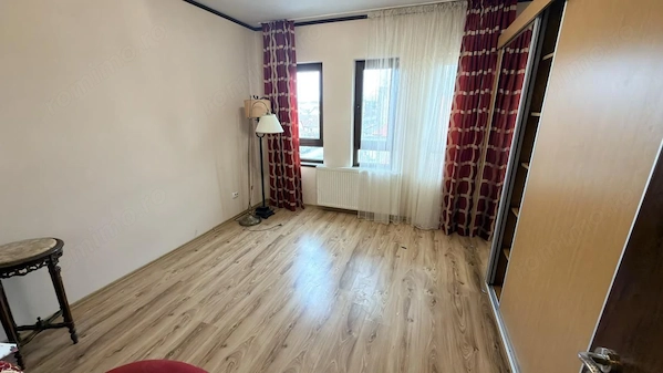 Apartament 3 camere decomandate Calea Dumbrăvii — fotografia 3