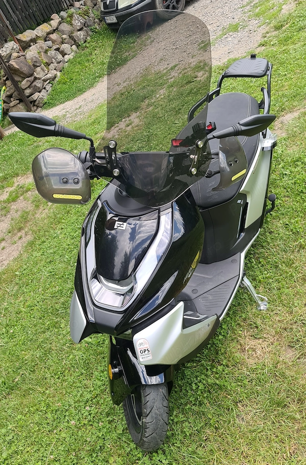 Scuter electric premium CFMOTO ZEEHO AE8S+, an 2024