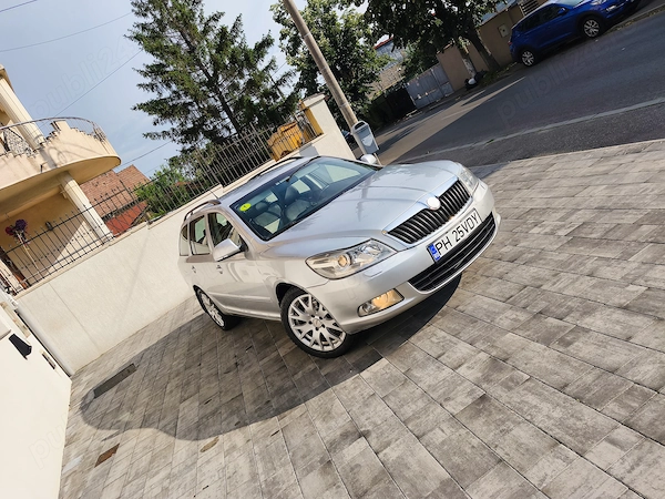 SKODA Octavia 2012 — imagine 3