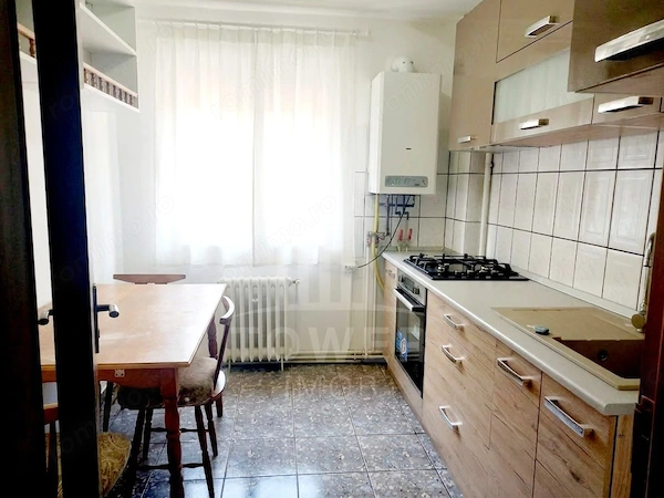 Apartament cu 3 camere de închiriat – Cartier Ștrand — fotografia 2