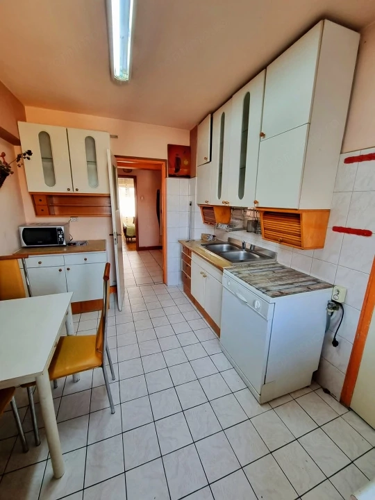 apartament 4 camere zona Central Sibiu — fotografia 3