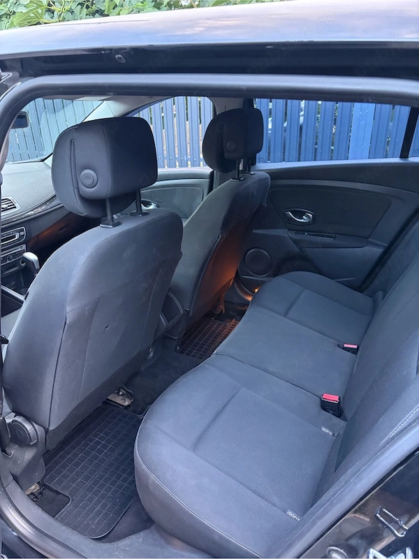 RENAULT Megane 2011 — imagine 3