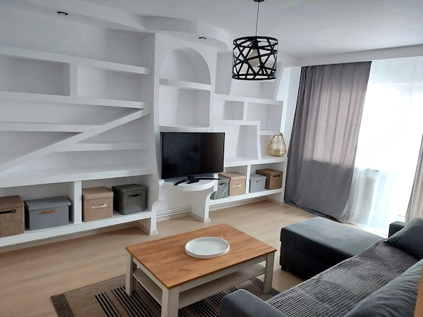 Apartament 3 camere decomandat 77 mp Strand — fotografia 1