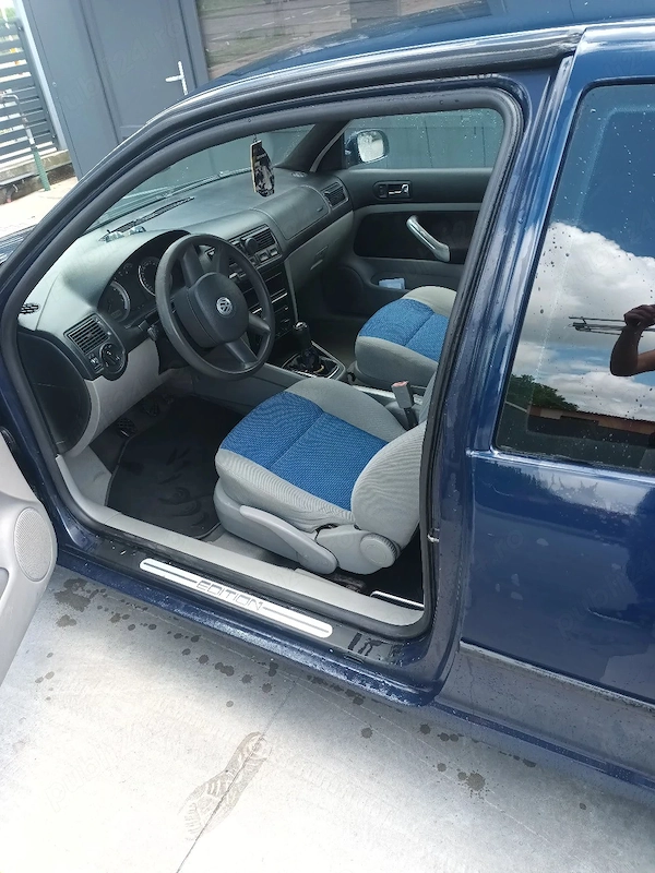 VOLKSWAGEN Golf 2003 — imagine 5