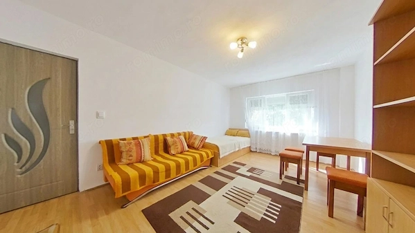 Apartament luminos cu 2 camere în Micălaca, zona 300 — fotografia 1