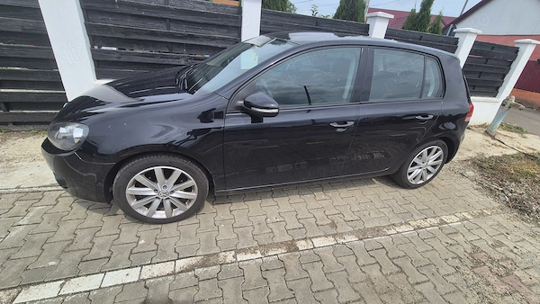 VOLKSWAGEN Golf 2011 — imagine 2