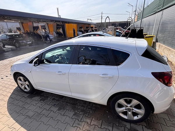 OPEL Astra 2012 — imagine 3