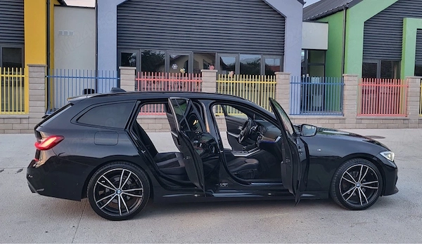 BMW 3 Series 2021 — imagine 6