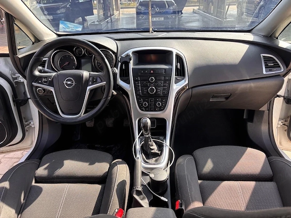 OPEL Astra 2012 — imagine 6