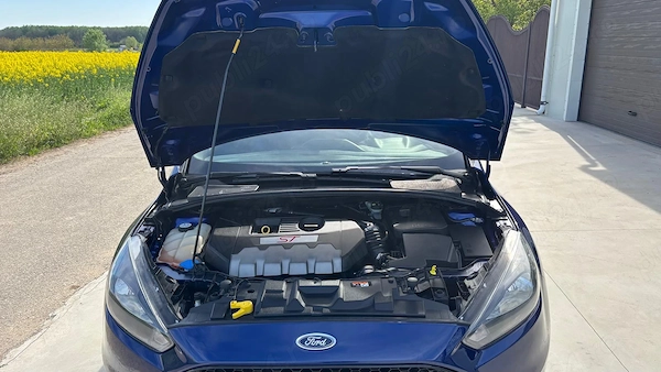 FORD Focus 2016 — imagine 5