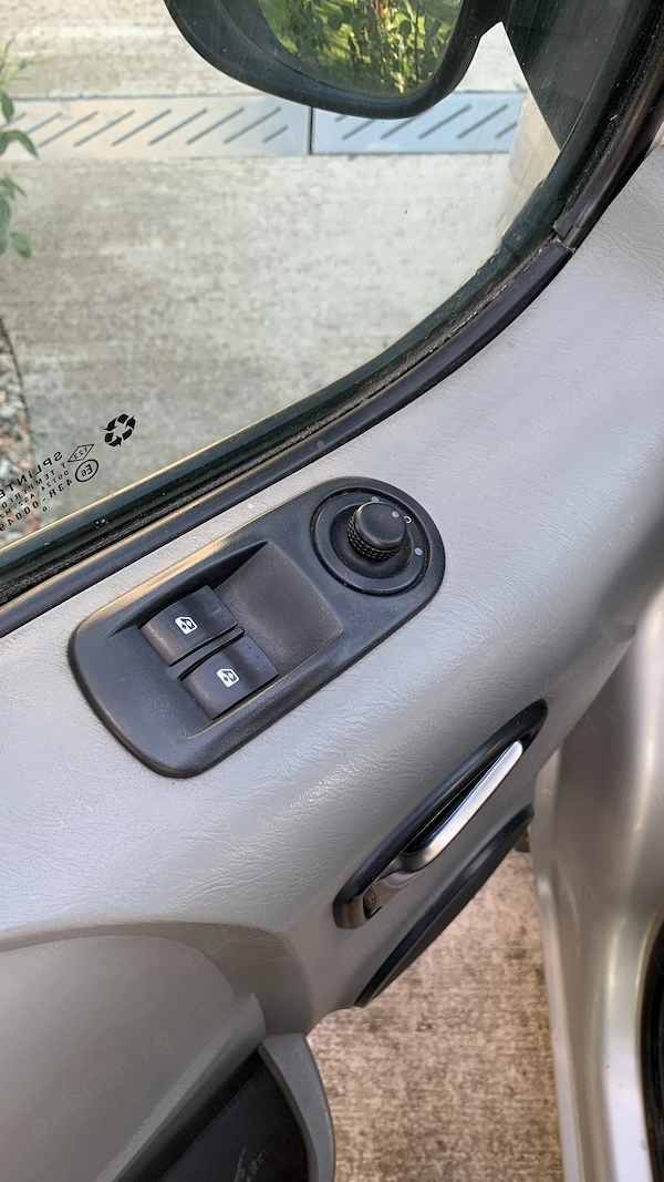 OPEL Vivaro 2011 — imagine 7