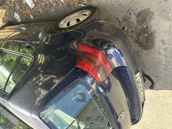 VOLKSWAGEN Golf 2001