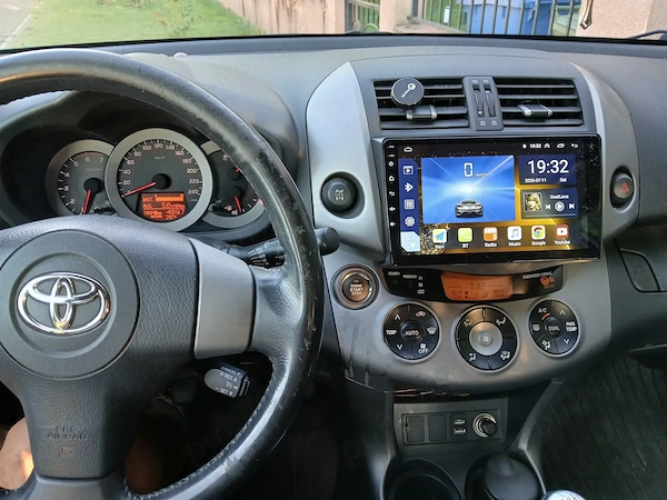 TOYOTA RAV4 2007 — imagine 8