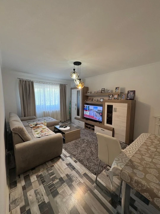 Apartament 3 camere, 71 mp, zona Ultracentral — fotografia 1