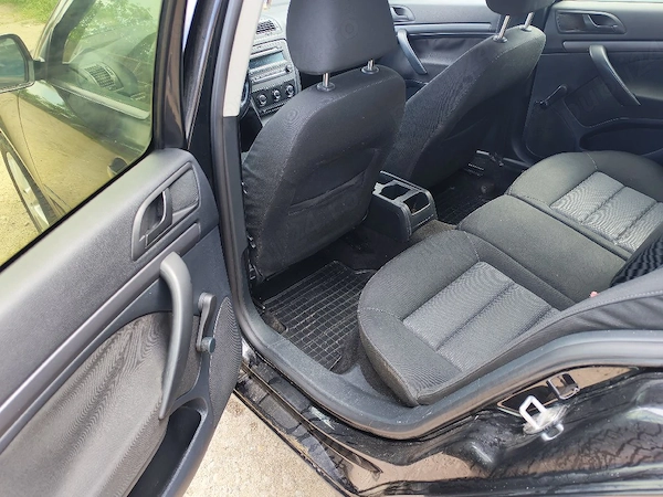 SKODA Octavia 2011 — imagine 4