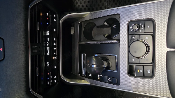 MAZDA Unknown Model 2023 — imagine 9