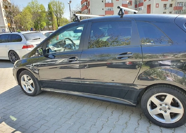 MERCEDES-BENZ B-Class