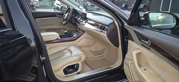 AUDI A8 2012 — imagine 3