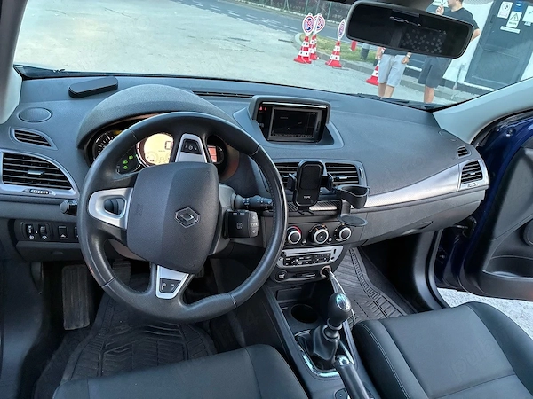 RENAULT Megane 2012 — imagine 3