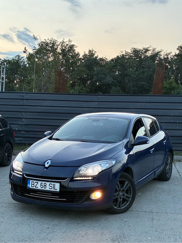 RENAULT Megane