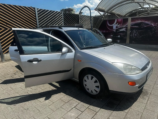 FORD Focus 2001 — imagine 3