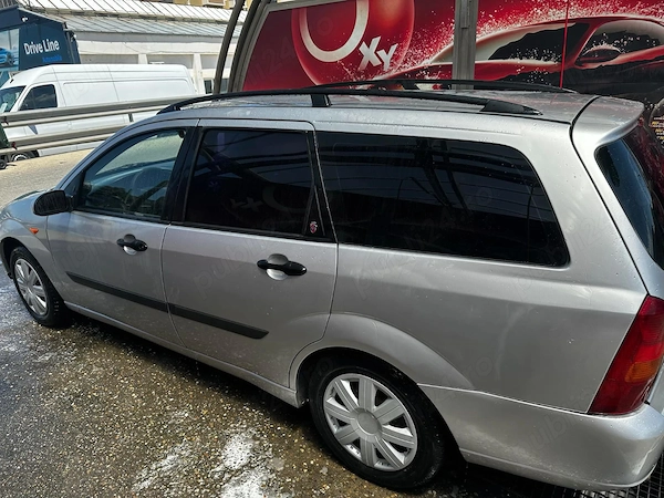 FORD Focus 2001 — imagine 5