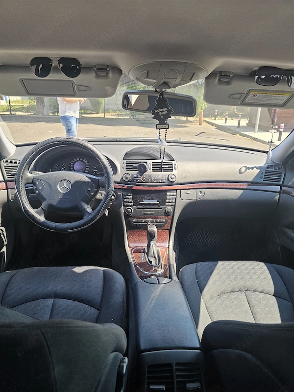 MERCEDES-BENZ E-Class 2004 — imagine 8