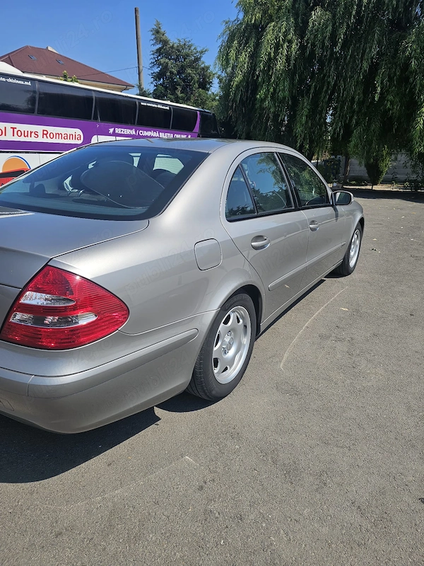 MERCEDES-BENZ E-Class 2004 — imagine 3