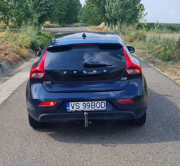 VOLVO V40 2014 — imagine 2
