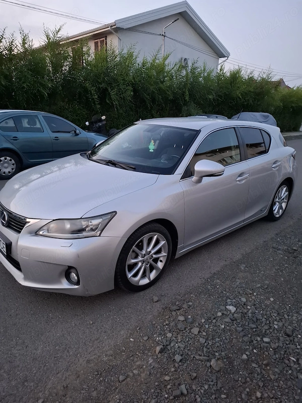 LEXUS CT 2012 — imagine 2