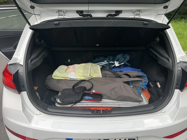 HYUNDAI i30 2022 — imagine 10