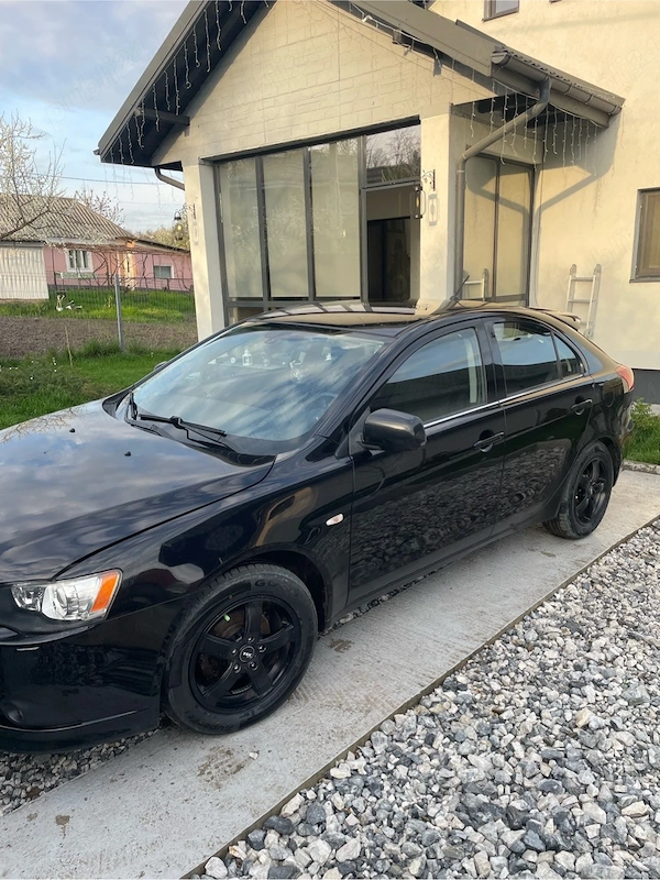 MITSUBISHI Lancer 2011 — imagine 4