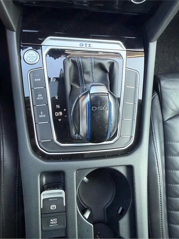 VOLKSWAGEN Passat 2015 — imagine 9