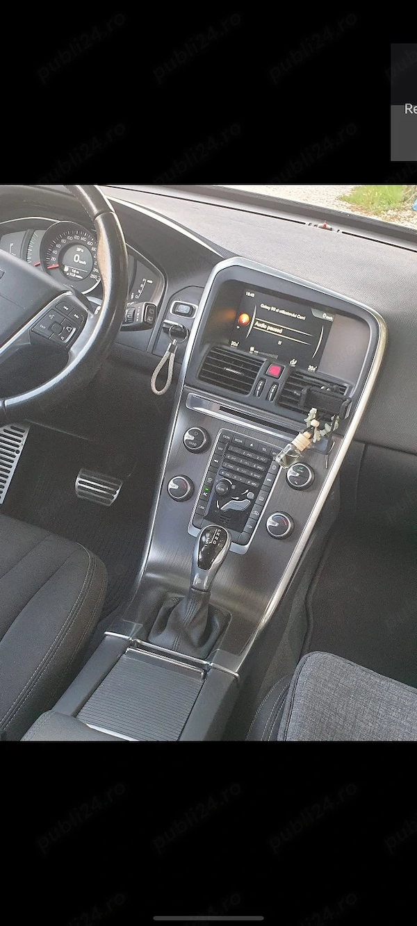 VOLVO XC60 2016 — imagine 3