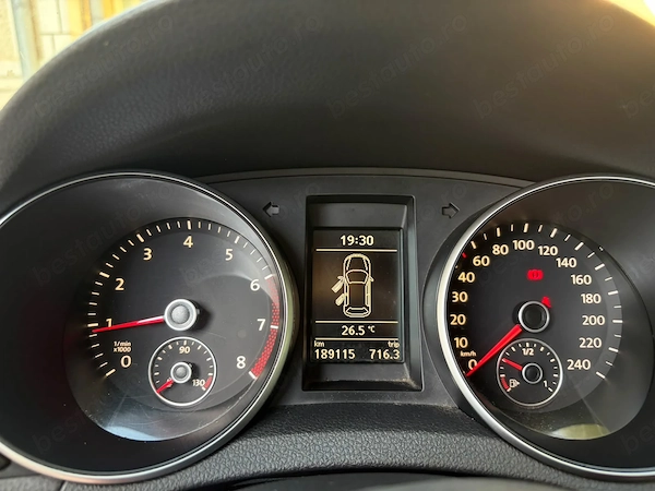 VOLKSWAGEN Golf 2010 — imagine 5