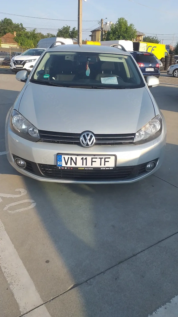 VOLKSWAGEN Golf 2010