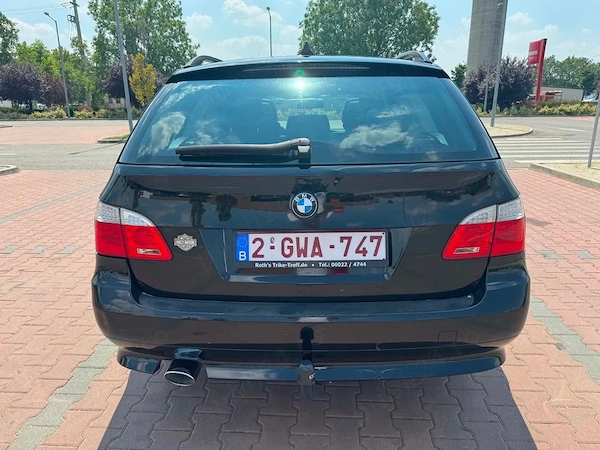 BMW 5 Series 2010 — imagine 5