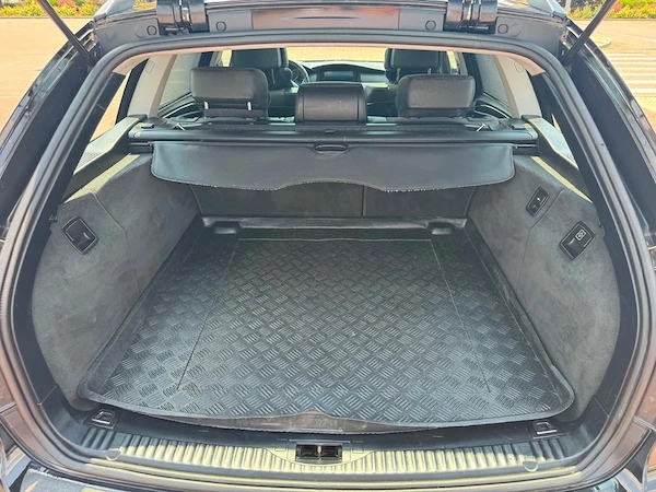 BMW 5 Series 2010 — imagine 3