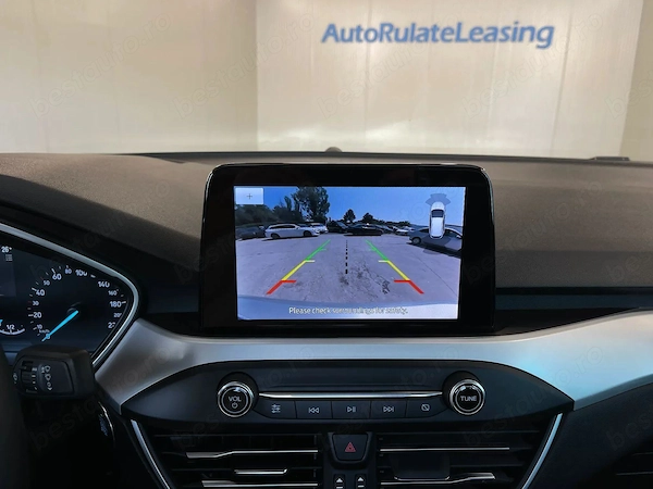 FORD Focus 2021 — imagine 13