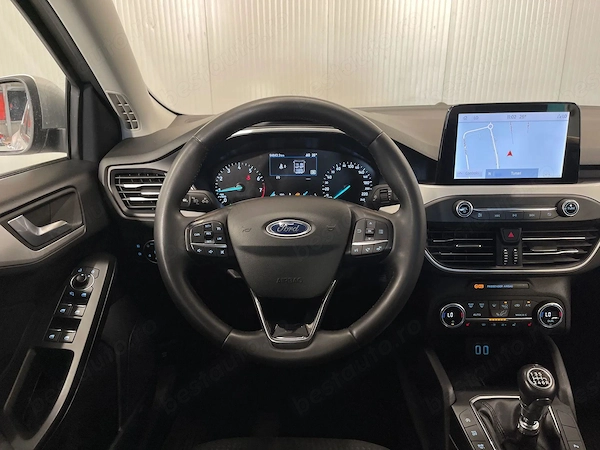 FORD Focus 2021 — imagine 6