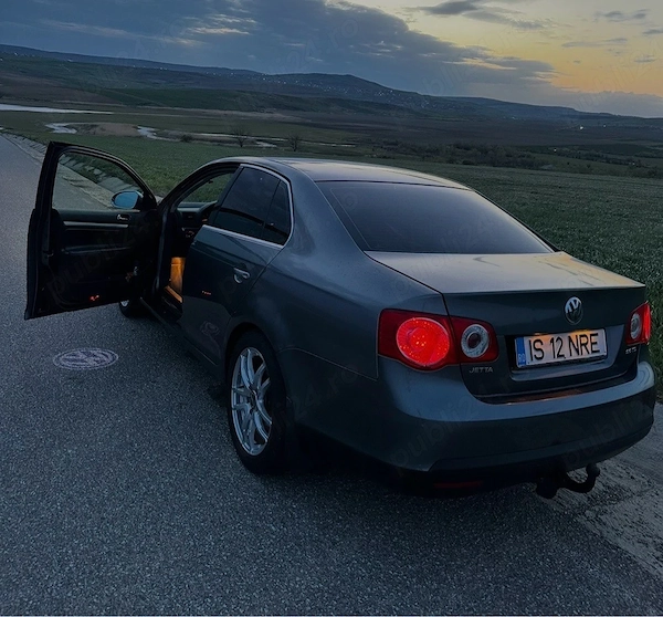 VOLKSWAGEN Jetta 2006 — imagine 2