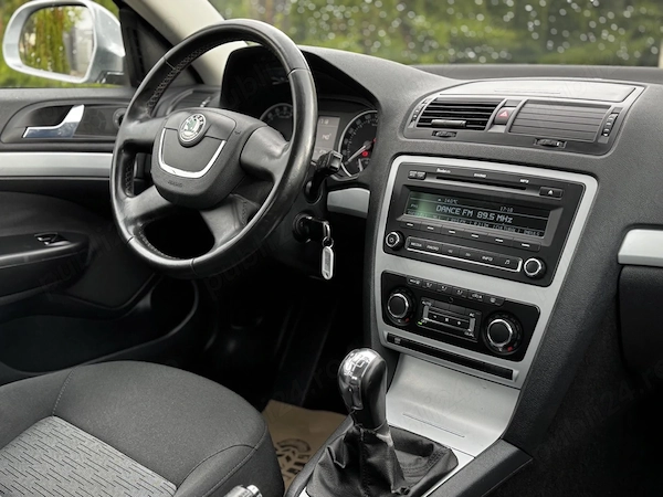 SKODA Octavia 2009 — imagine 7