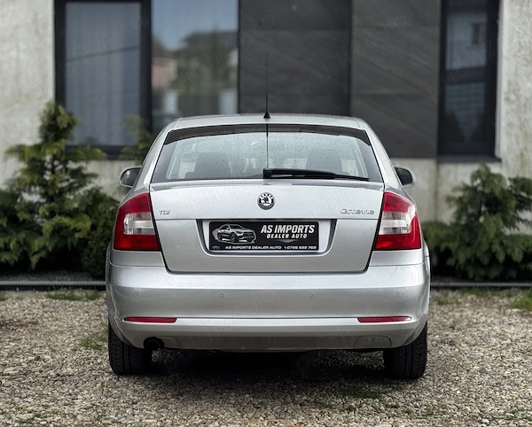 SKODA Octavia 2009 — imagine 5