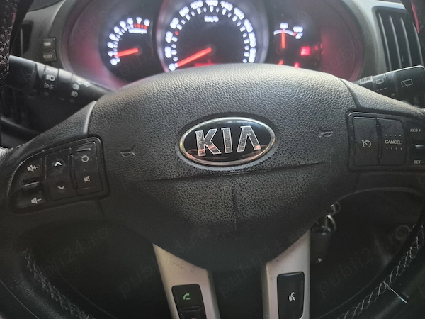 KIA Sportage 2013 — imagine 2