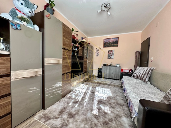 Apartament cu 3 camere mobilat si utilat la parter in Giroc la asfalt — fotografia 3