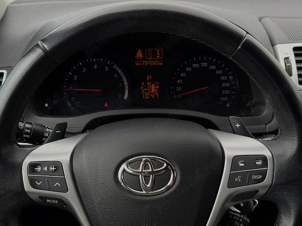 TOYOTA Avensis 2013 — imagine 7