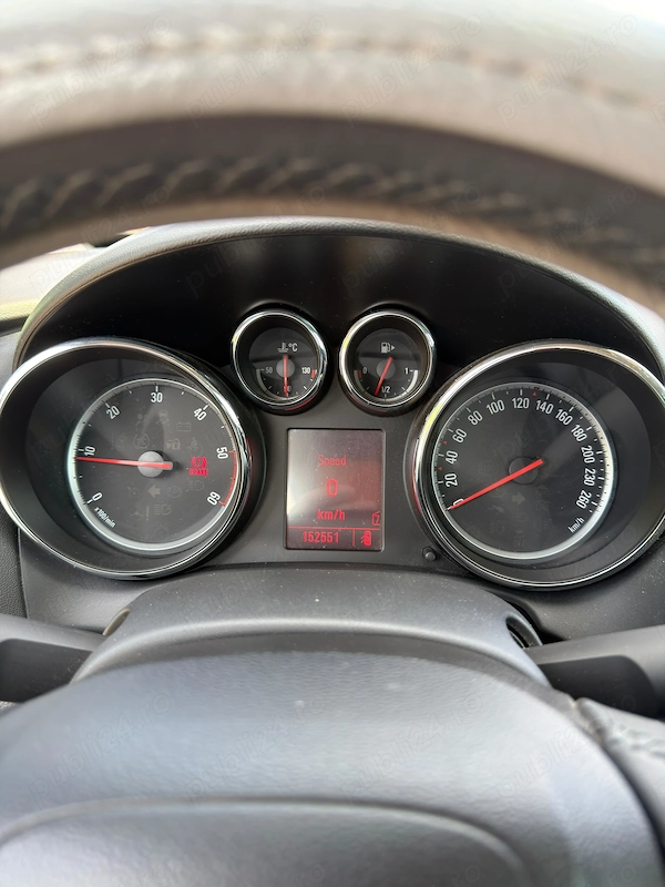 OPEL Astra 2011 — imagine 9