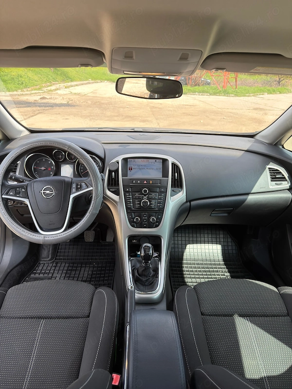 OPEL Astra 2011 — imagine 2