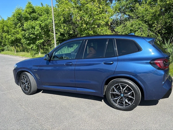 BMW X Series (Generic) 2022 — imagine 3