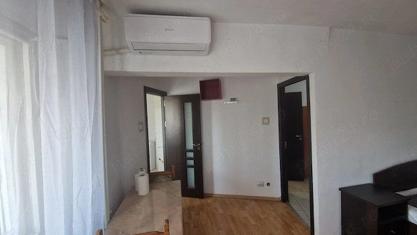 Particular vând garsoniera Bl. Lacul Tei intersectie cu str.Doamna Ghica — fotografia 3